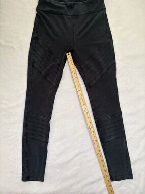 Cotton Mossimo Supply Co. Acid Wash Black Athletic Leggings Size Large Fit as XL